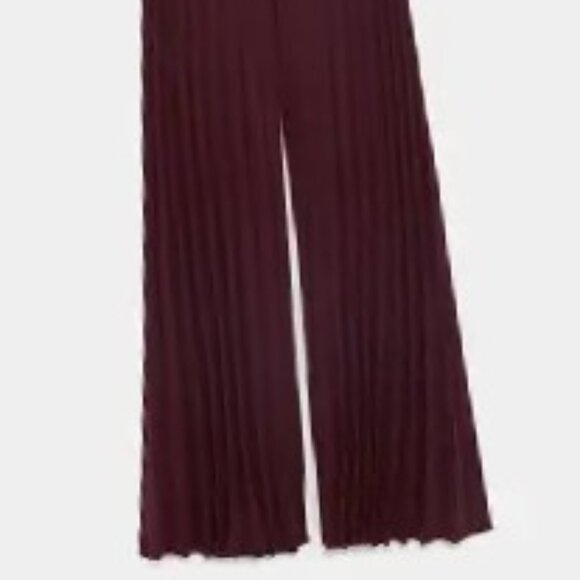Burgundy / Wine High-Waisted Pleated Wide Leg Pants - Picture 6 of 9